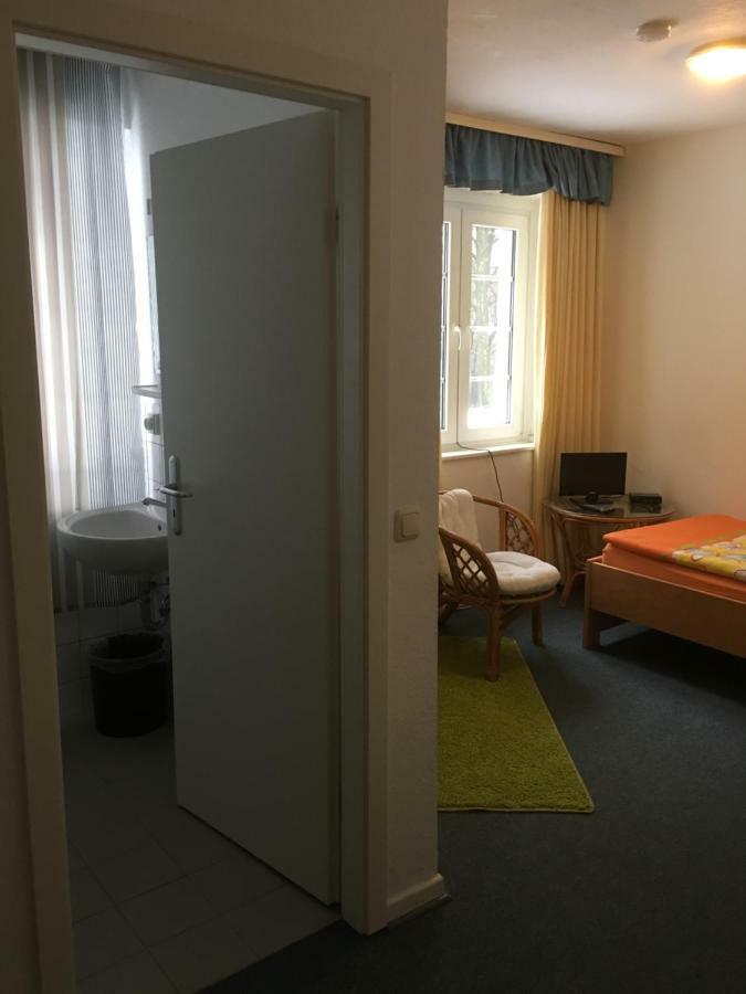 Zimmerfrei Wuppertal Kronenberg Buitenkant foto